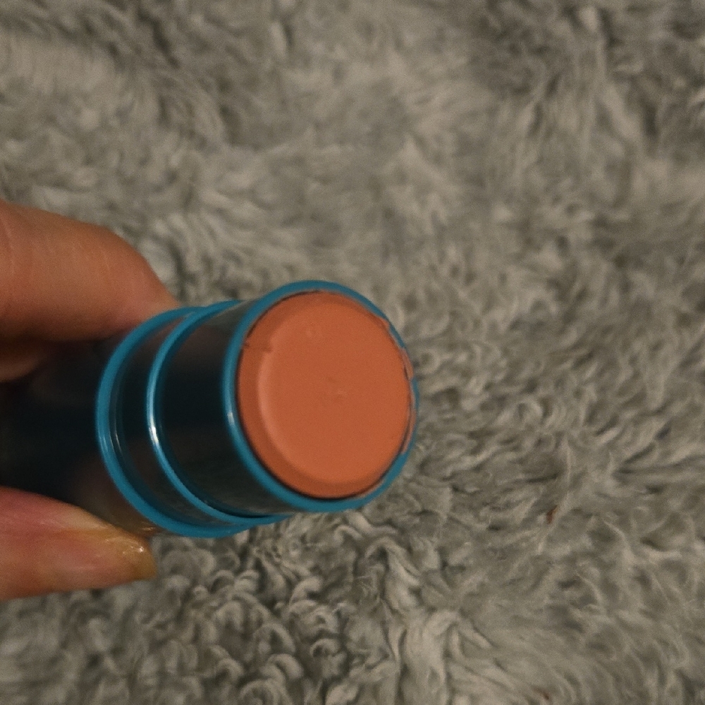 Thrive Causemetics Color Stick - Picture 3 of 5